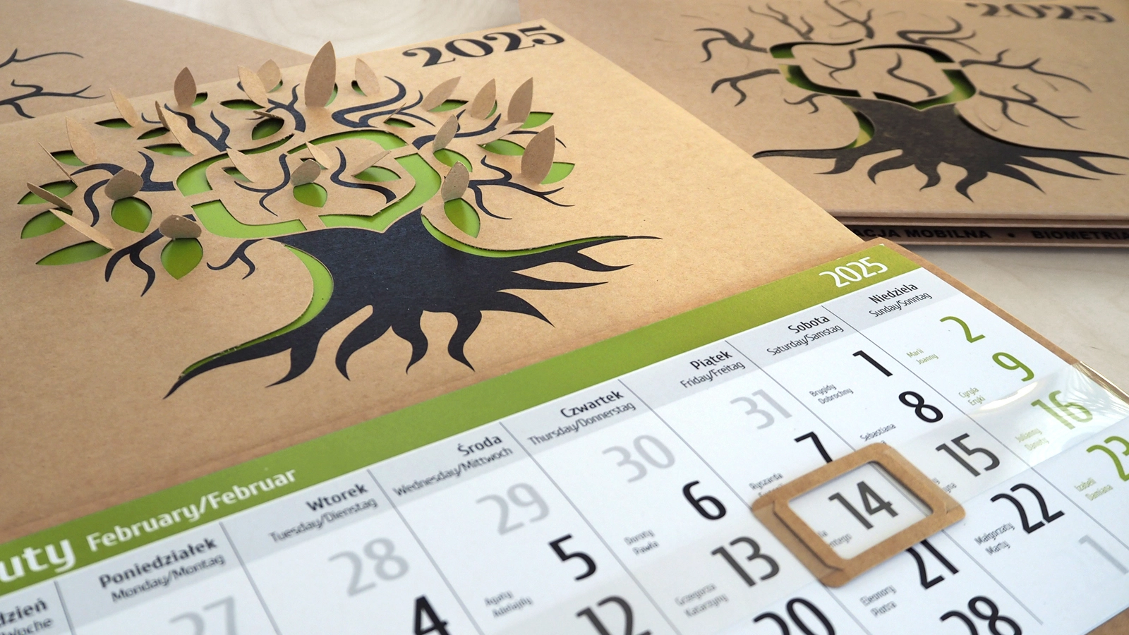 Bank Spółdzielczy w Brzeźnicy - kalendarz ECO trójdzielny z wypukłą główką 3D